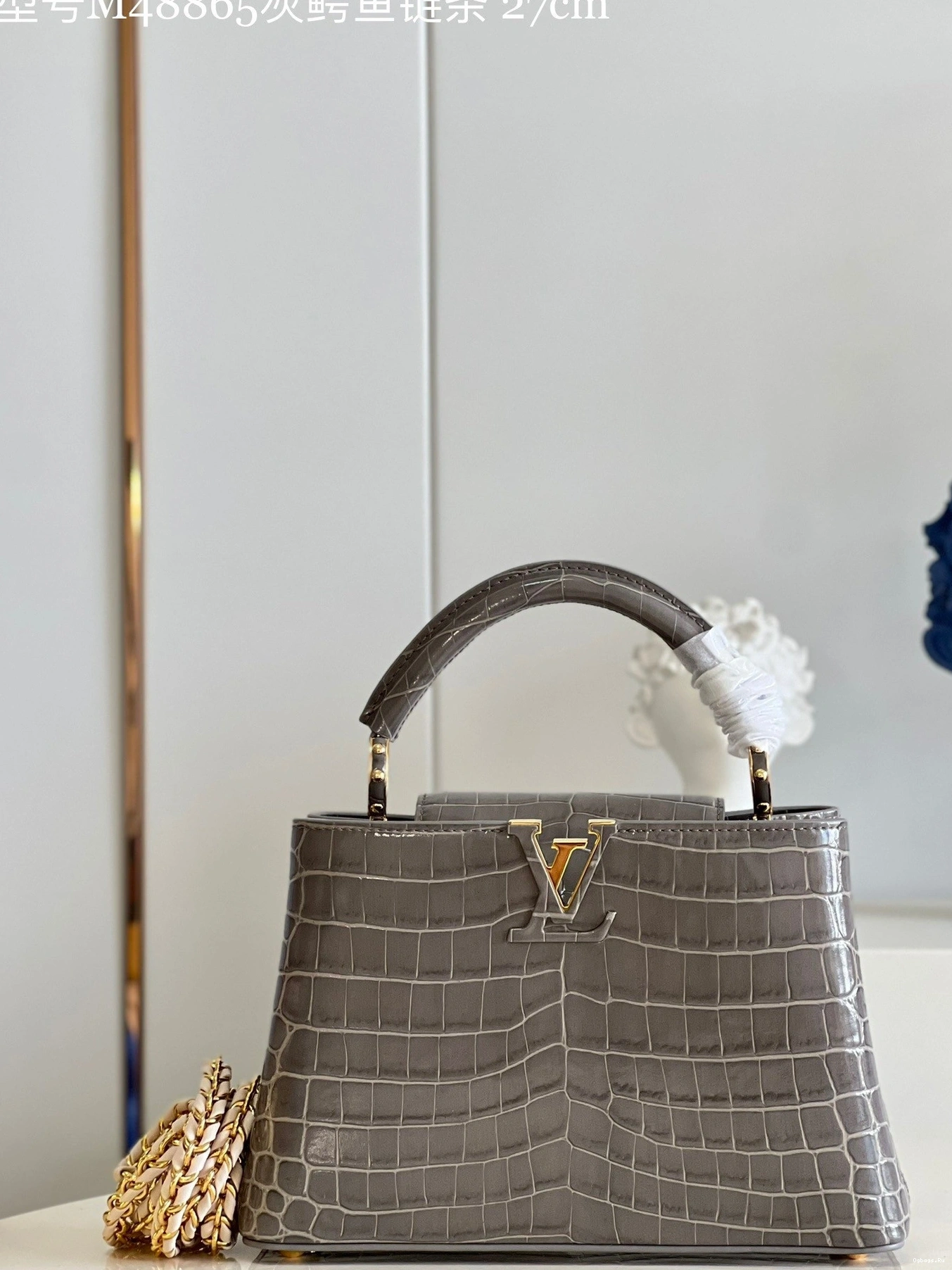 VUITTON BB CAPUCINES LOUIS 0404